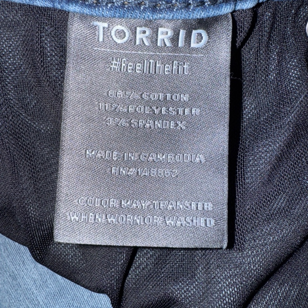 Torrid TRIO Fit Slim Boot Limitless Stretch Blue Jeans Womens 10-14 (31X30) - Picture 4 of 6